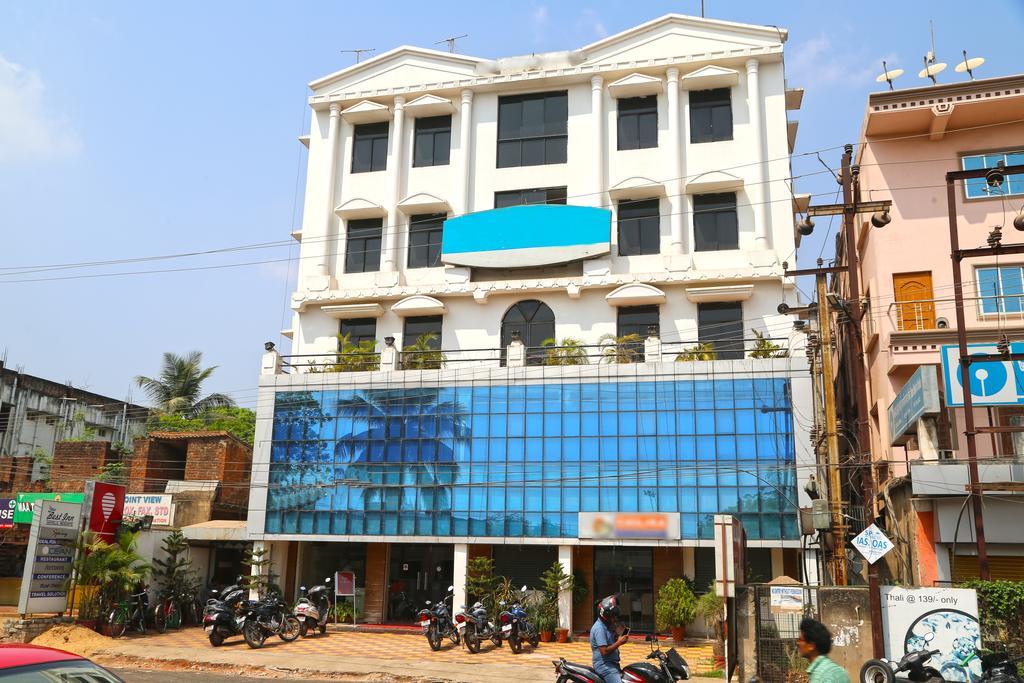 Oyo 1359 Hotel Best Inn Bhubaneswar Exterior foto