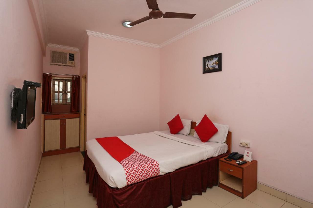 Oyo 1359 Hotel Best Inn Bhubaneswar Exterior foto