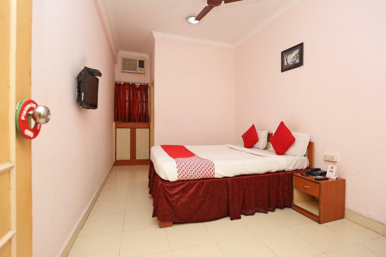 Oyo 1359 Hotel Best Inn Bhubaneswar Exterior foto